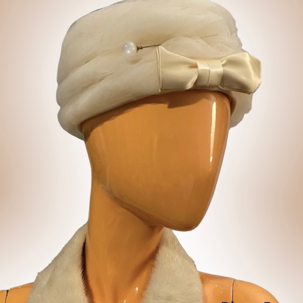 Vintage Tulle Pillbox Hat with Satin Bow Detail
